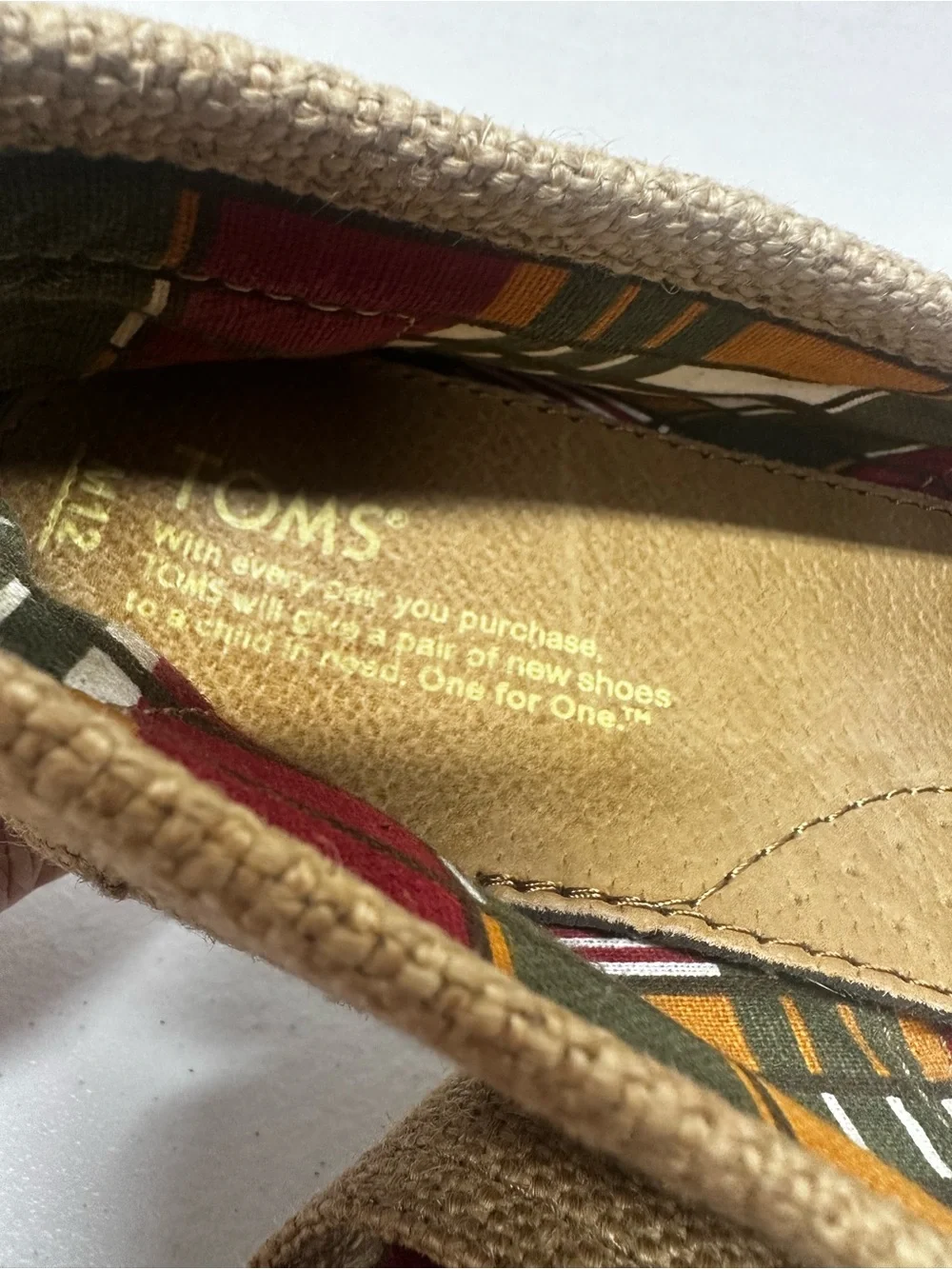 TOMS Classic Burlap Canvas Slip On Flats Plaid Lined Women’s Size 12 Tan
